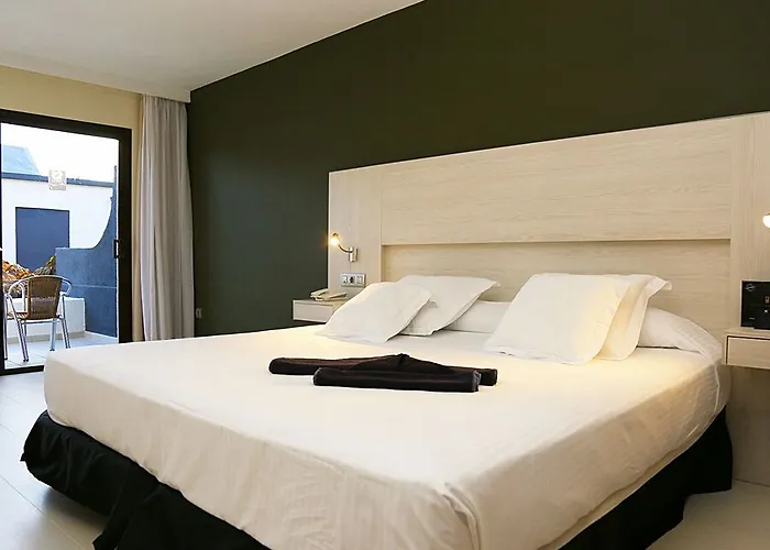 R2 Romantic Fantasia & Dreams - Adults Only 4* Tarajalejo